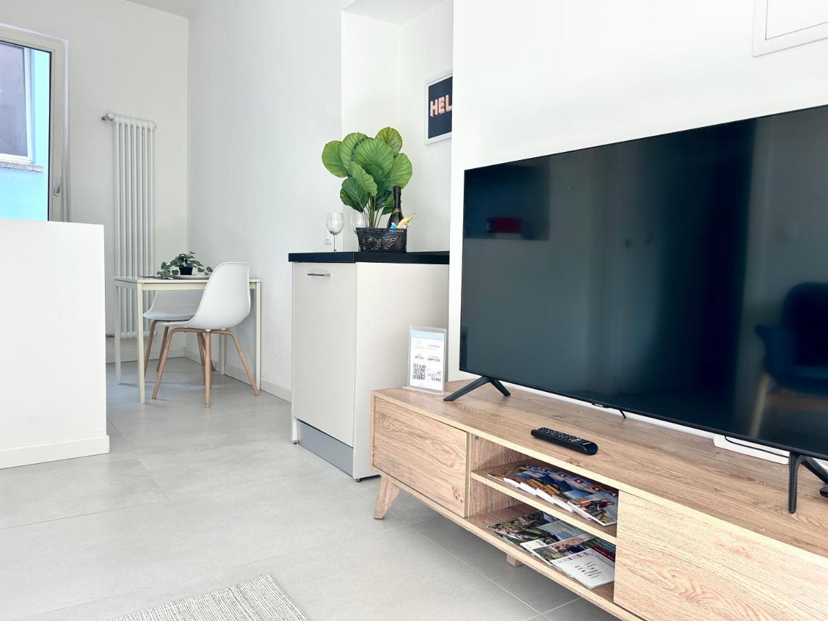 The Charming Suite - Few Steps From The Lake! Lugano Exteriör bild