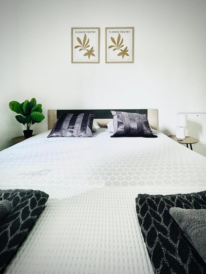 The Charming Suite - Few Steps From The Lake! Lugano Exteriör bild